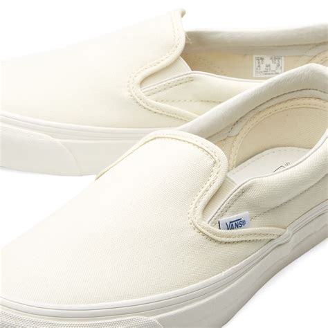 White Vans Vault Classic Slip.